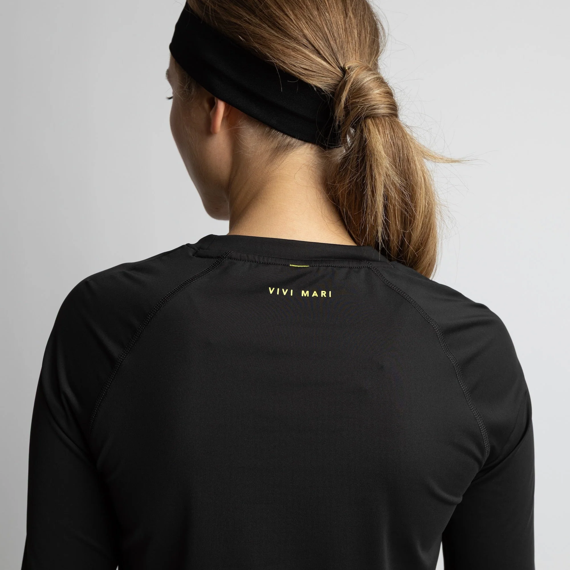 Activewear Half Sleeve T-Shirt black - Image 3