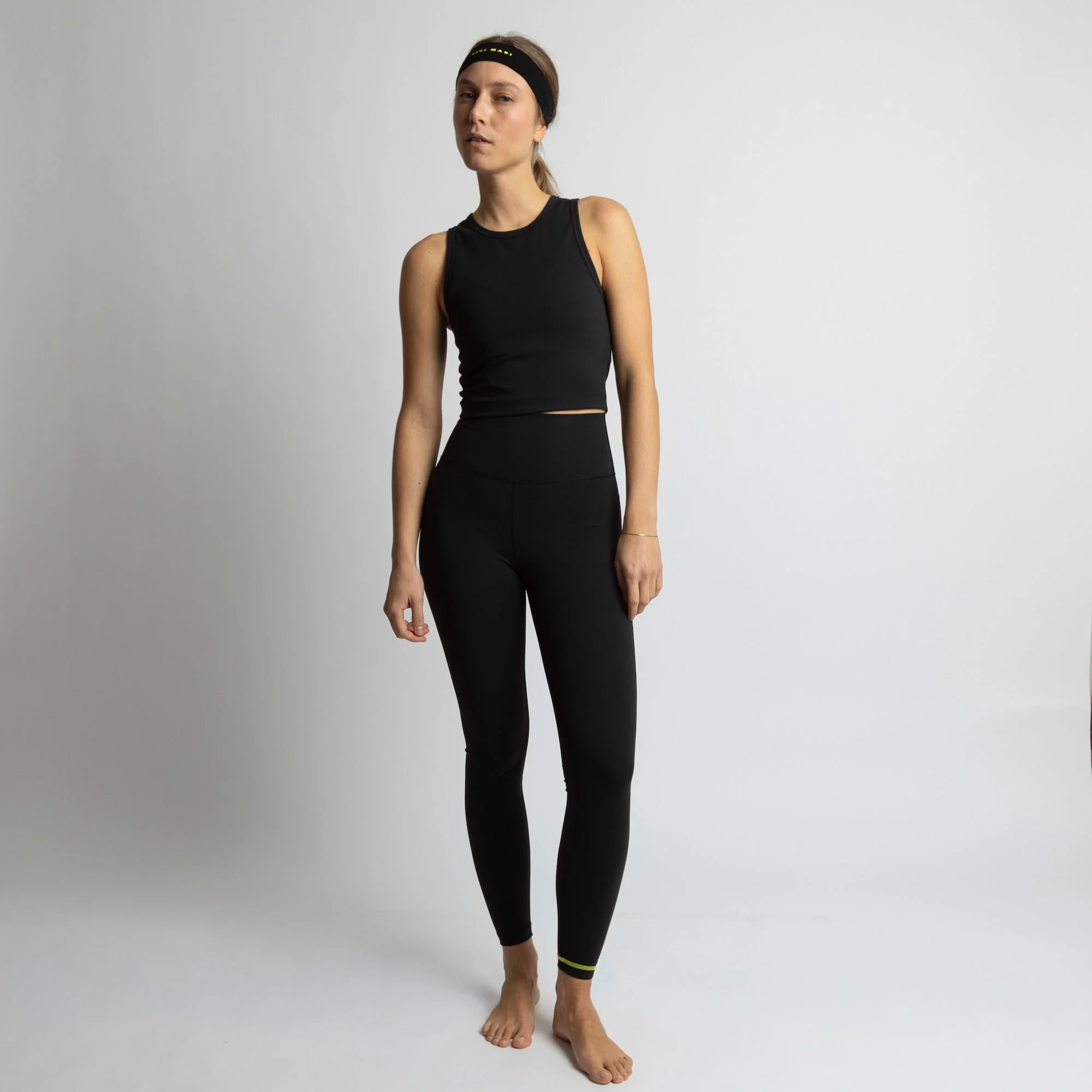 Activewear Top cropped black - Image 3