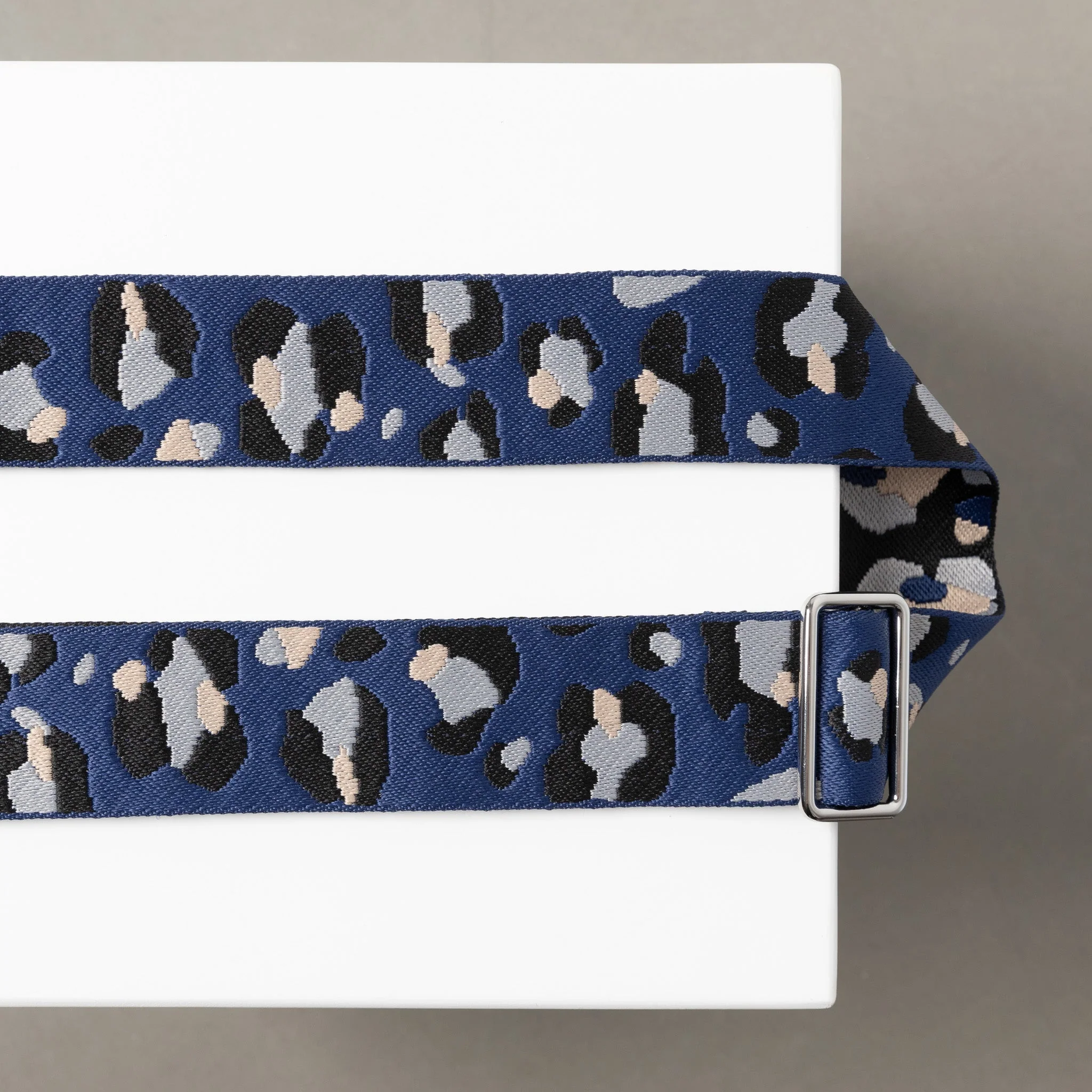 strap abstract leopard blue/black - black - Image 3
